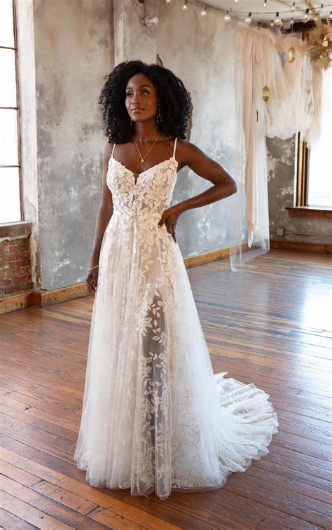 What is an a line wedding dress 60 photos - Vianawedding.com