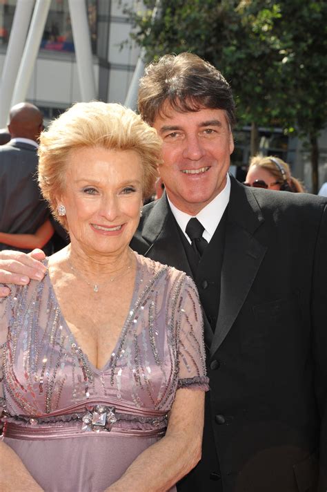 Cloris Leachman erlitt eine Fehlgeburt und fand heraus, dass Ehemann ...