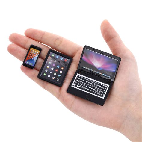 Smallest Laptop In The World