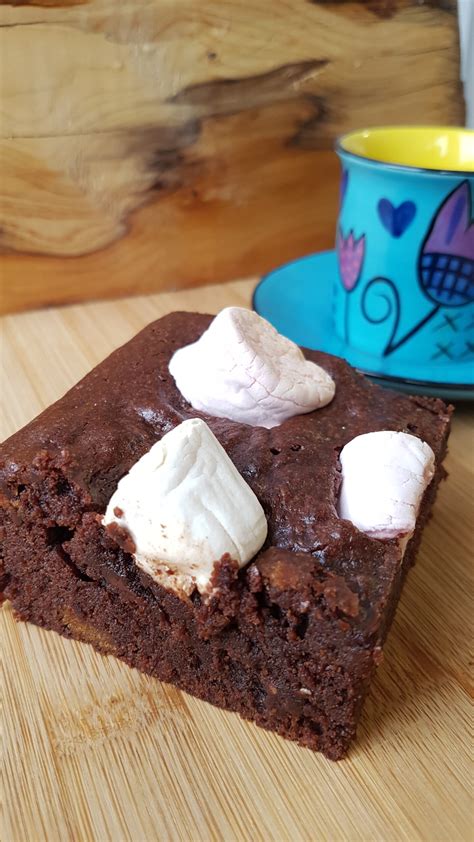 Vegan Rocky Road Chocolate Brownie [box of 6] - Blissful Pig Vegan Bakery
