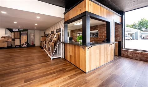 How to Choose Flooring Color for Your Home | Kemp’s Dalton West Flooring