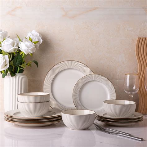 Amazon.com | famiware Plates and Bowls Sets for 4, 12 Pieces Stoneware ...
