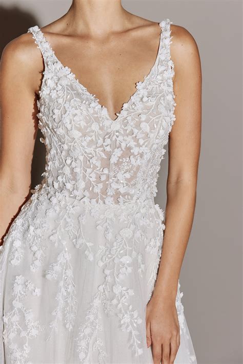 NIRVANA: Tulle A-Line Wedding Gown with Lace Appliqués and 3D Florals | Justin Alexander Signature