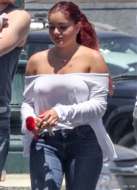 50 Ariel Winter Hot and Sexy Bikini Pictures - wrongsideoftheart