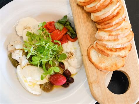 The 16 Best Restaurants & Hotels In Monterey - The Infatuation