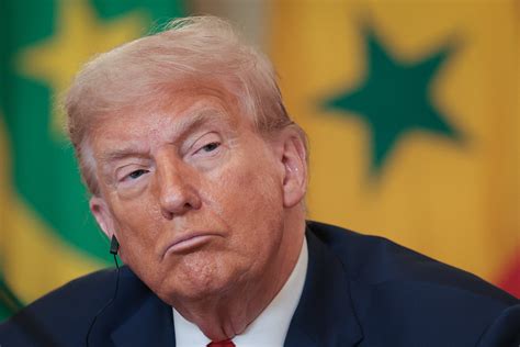 Entidades manifestam preocupação com efeitos de tarifaço de Trump | Exame