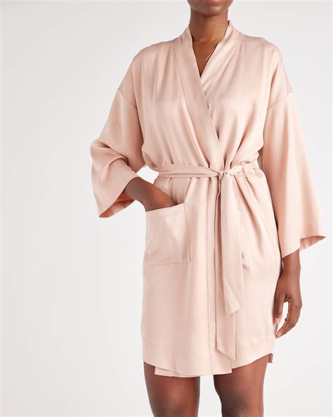 15 Best Lightweight Robes for Women: Cozy for Home or Travel