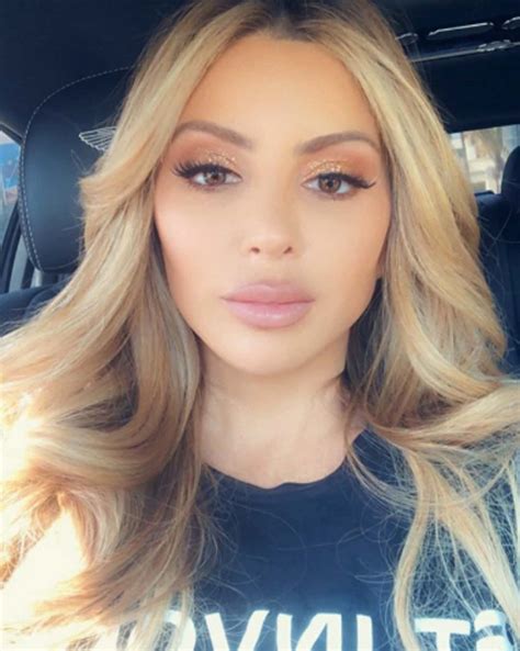 35 Famous Celebrities With OnlyFans Accounts