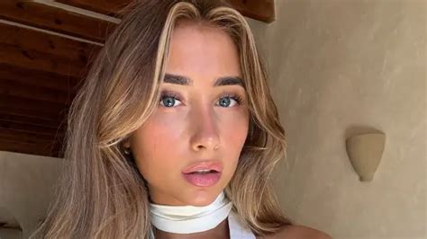 Lily Sincere Porn Videos