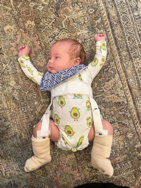 How Long Do Babies Wear A Pavlik Harness at Donald Blanton blog