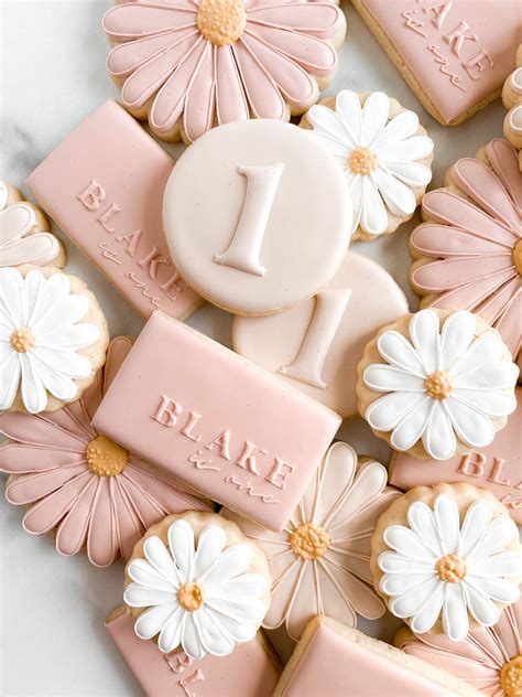 Baby First Birthday Themes, First Birthday Cookies, 1st Birthday Girl ...