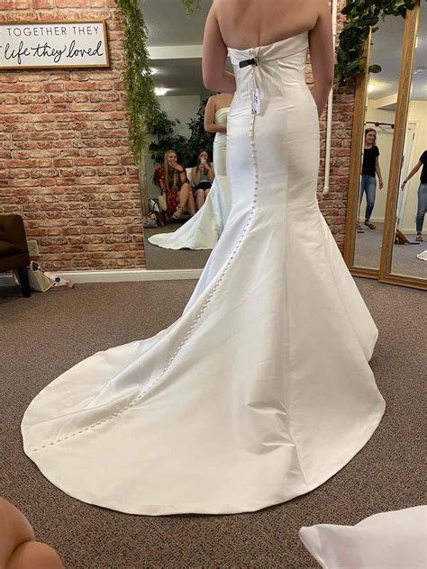 Stella York New Wedding Dress Save 50% - Stillwhite