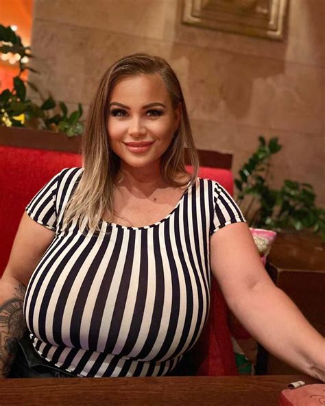 Bella Bodhi - Biodata, Profil, Fakta, Umur, Agama, Pacar