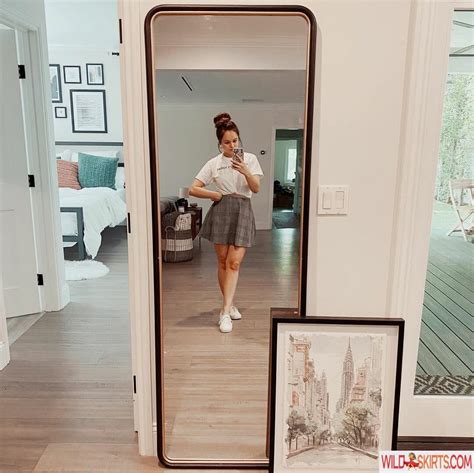 Hayley Orrantia / hayleyorrantia nude Instagram leaked photo #54