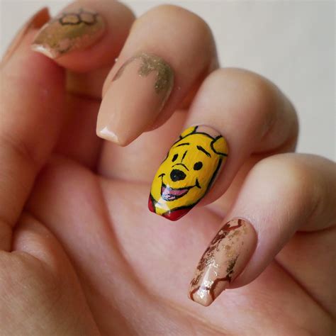 Winnie The Pooh Nail Art