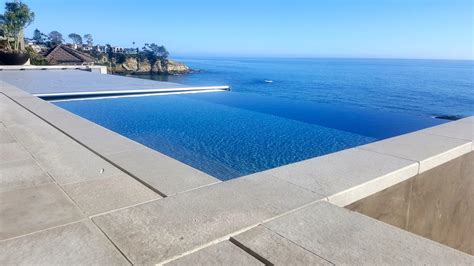 Are Infinity Pools Safe? A Guide For Homeowners - Poolcoversbc.ca