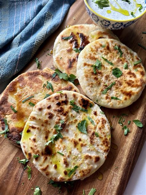 3 Ingredient Pitas (Flatbread Recipe) - Hungry Happens | Recipe | Pita ...