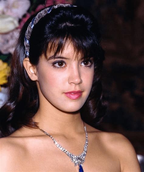 Phoebe Cates : r/ClassicScreenBeauties