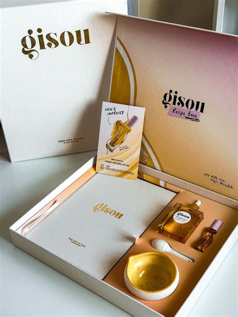 The dreamiest Gisou package 🐝💛🎀🍯 | Pr kit, Diy perfume, Luxury gift set