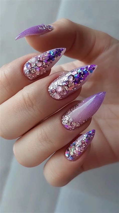 33 Light Purple Nail Art Designs That Will Add a Touch of Elegance