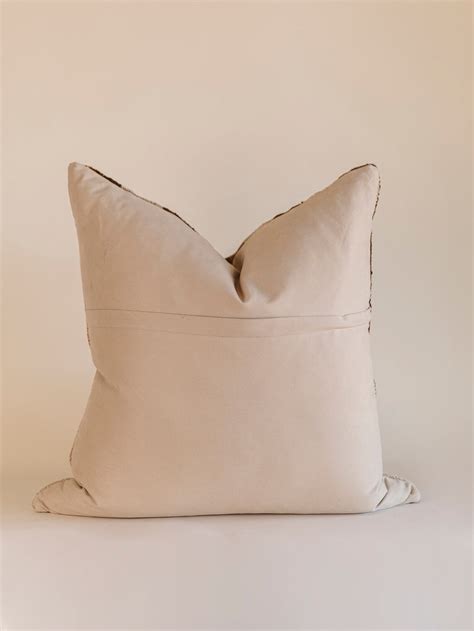 Spanish Revival – Market by Modern Nest