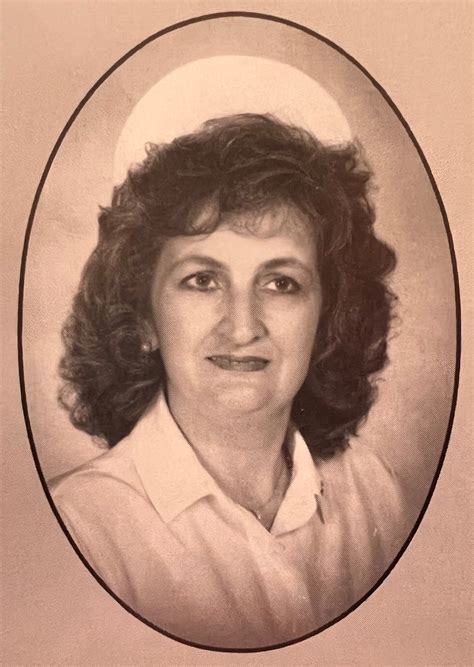 Emma Lou Crowder Kuhn – Snodgrass Funeral Home