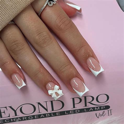 Amazon.com: 24Pcs French Tip Press on Nails Medium Square Fake Nails ...