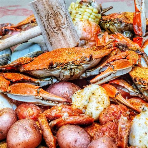 Seafood Steamer Pot - Small - Graham & Rollins Hampton Seafood Market ...