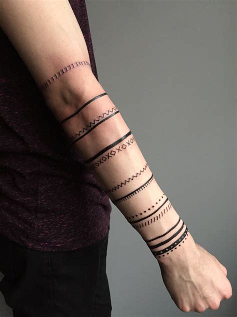 1/3 рукава | Hand tattoos for girls, Small wrist tattoos, Wrap around ...