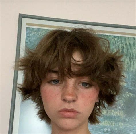 Short fluffy hairstyles female hair trends informations – Artofit