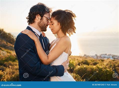 Love, Happy and Wedding with Couple in Nature for Celebration ...