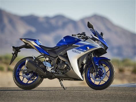 2015 Yamaha R3