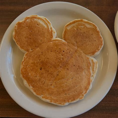 Rose’s Cafe - Healy, Alaska (@rosescafealaska) • Instagram photos and videos