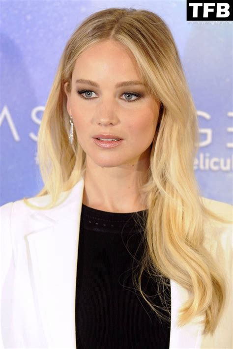 Jennifer Lawrence Nude Sexy Leaks The Fappening (152 Photos) - Sexy e ...