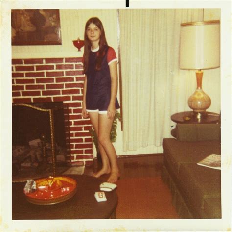 Pin by Apolline on Seventies | Vintage life, Retro photo, Vintage photos