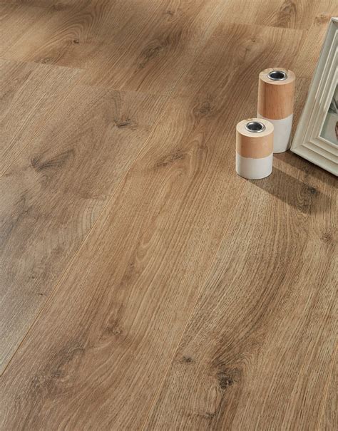 Super 7mm - Golden Oak Laminate Flooring | Direct Wood Flooring