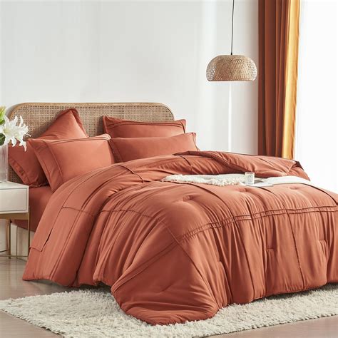 Amazon.com: Yogeneg Twin Comforter Set 5 Piece Bed in a Bag,Grid Pinch ...