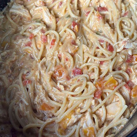 Crockpot Chicken Spaghetti Recipe | Samsung Food App