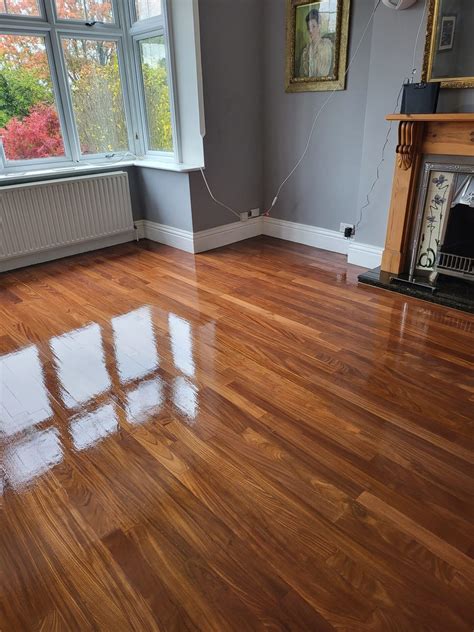 Hardwood Flooring For Sellers: Boost Value & Sell Faster