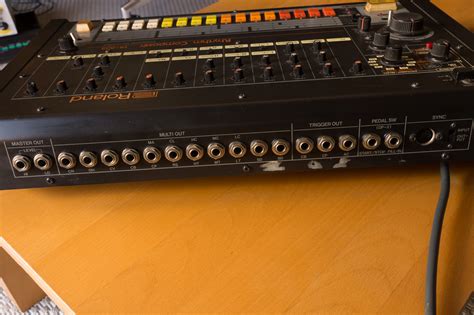 TR-808 - Roland TR-808 - Audiofanzine