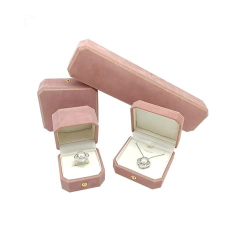 Octagonal Gold Edge Velvet Jewelry Box - DEJIA