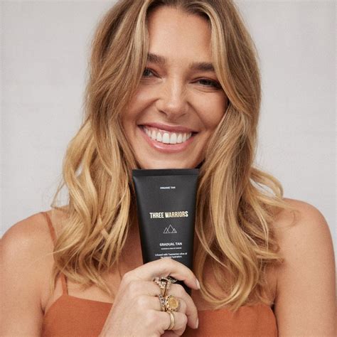 Three Warriors: Fake Tan & Scrubs | Natural & Organic