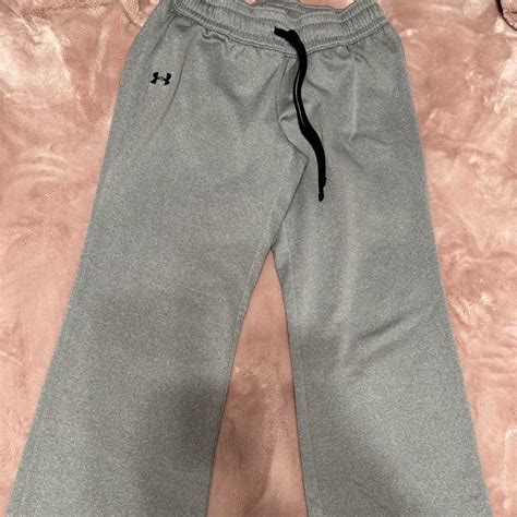 Medium Underarmour grey sweatpants Fits adult small🥰 - Depop
