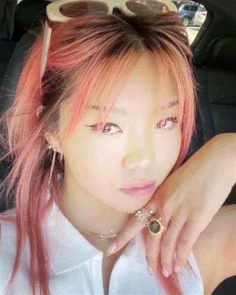 MÉOVV Members Profile, Ages, Heights, & (Updated Facts!)