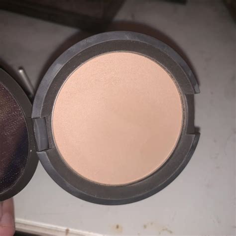 Becca mineral skin finish powder! Shade noisette,... - Depop