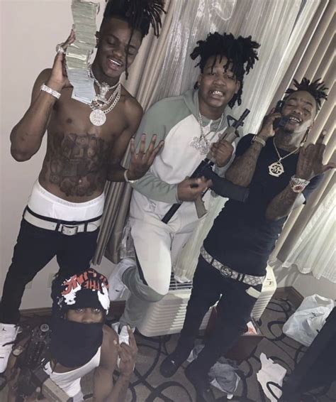 Pin by blatboom on gangstas | Thug life style, Thug style, Squad pictures