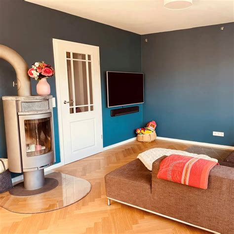 Living room wall design: ideas & the right colour choice!