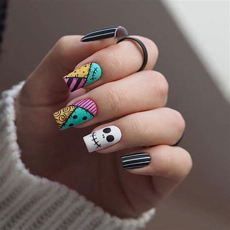 75 DIY Halloween Nail Art Ideas 2024, Spooky Nail Designs | IPSY