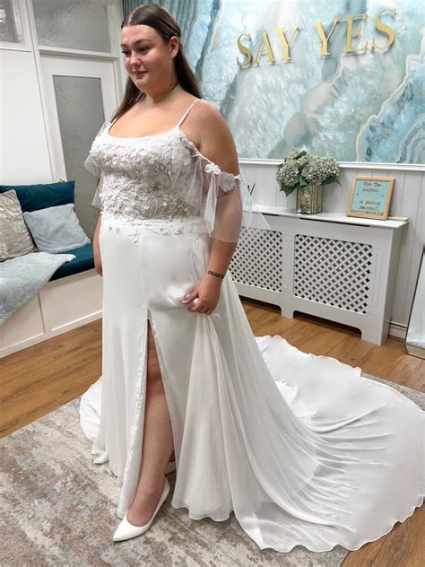Evie flutter sleeve flowy plus size wedding dress Outlet Dorset