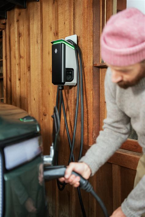 Rivian Announces the Most Powerful V2H Bidirectional Charger on the Market - autoevolution